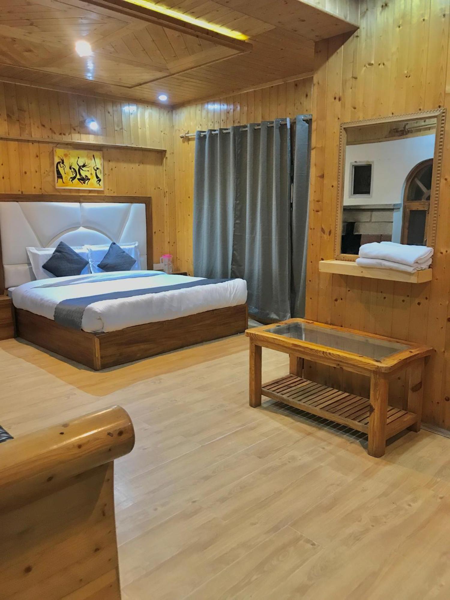 The Avenue Hotel , Manali A River Side Hotel Zewnętrze zdjęcie