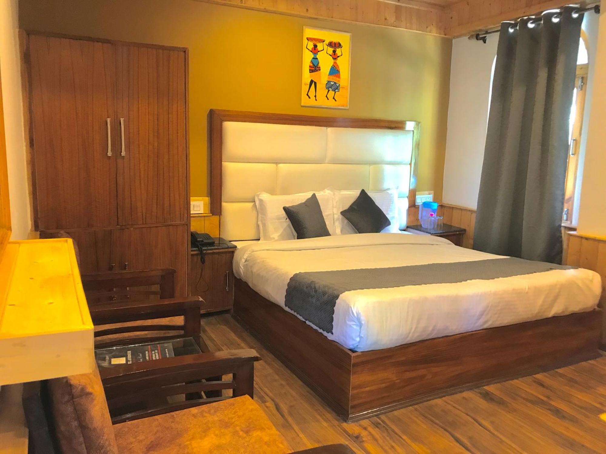 The Avenue Hotel , Manali A River Side Hotel Zewnętrze zdjęcie